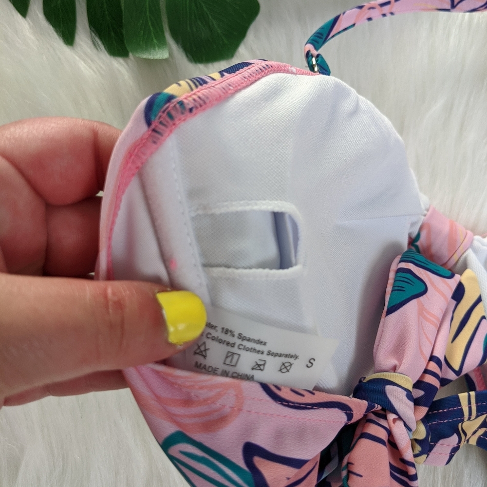 Pink and green tropical print multi way bikini top - Picture 5 of 9